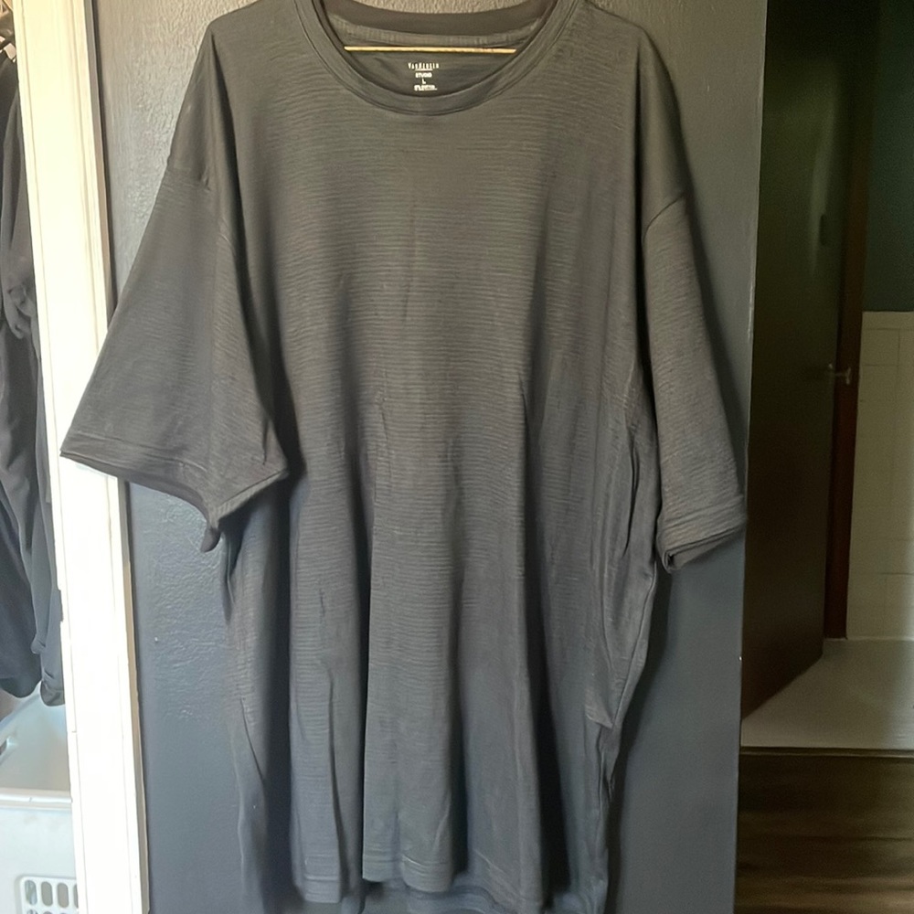 Man’s large vanheusen shirt